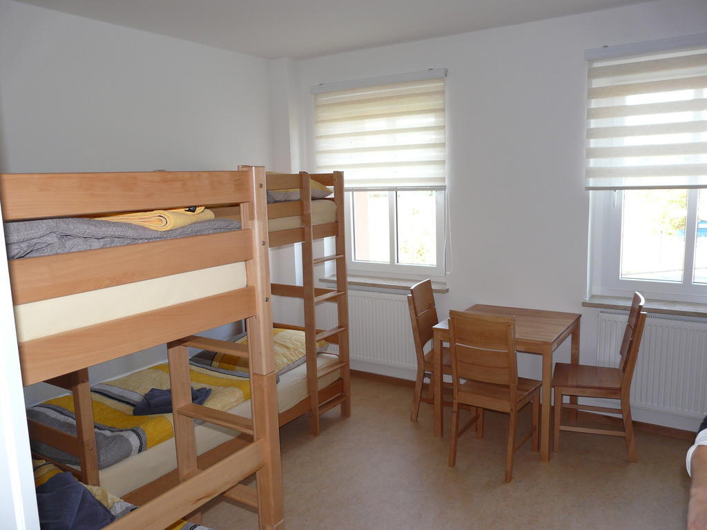 Sport Tourist Hostel Weißenfels Chambre photo