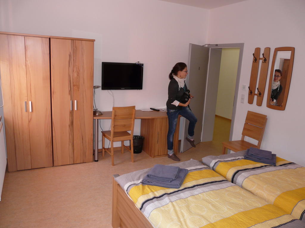 Sport Tourist Hostel Weißenfels Chambre photo