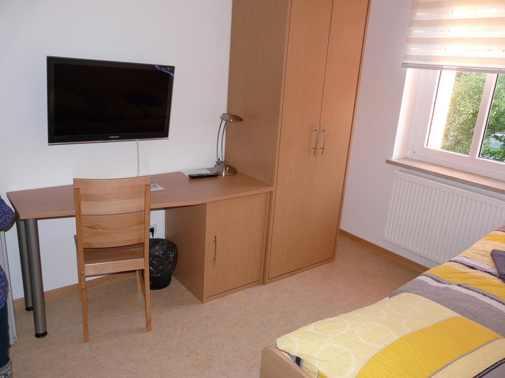 Sport Tourist Hostel Weißenfels Chambre photo